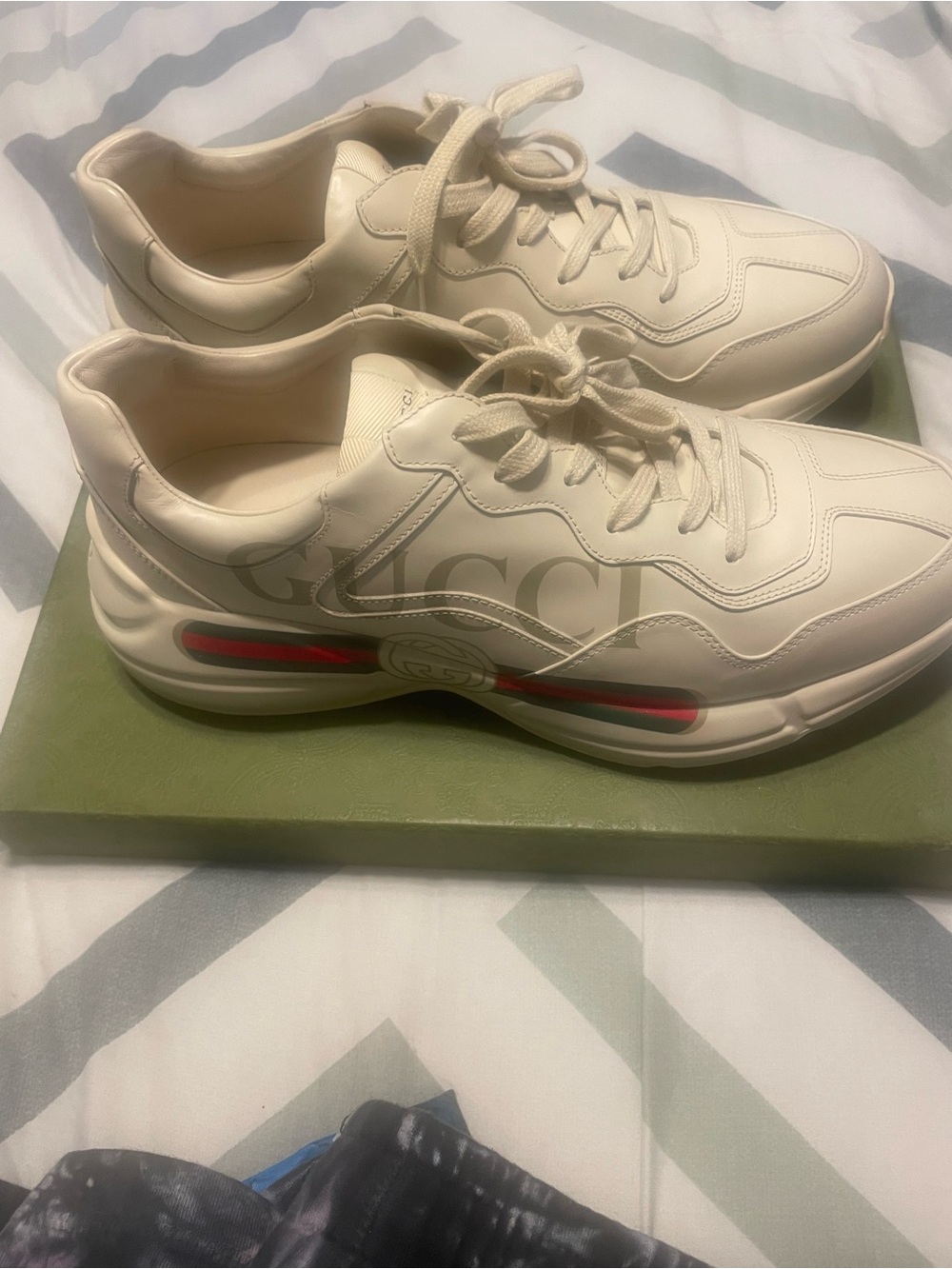 Gucci Cream Leather Chunky Sneakers with Red and Green Stripe